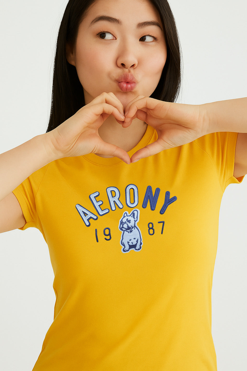 Camiseta Para Mujer Aero Graphic Level 2 Bright Gold 4757