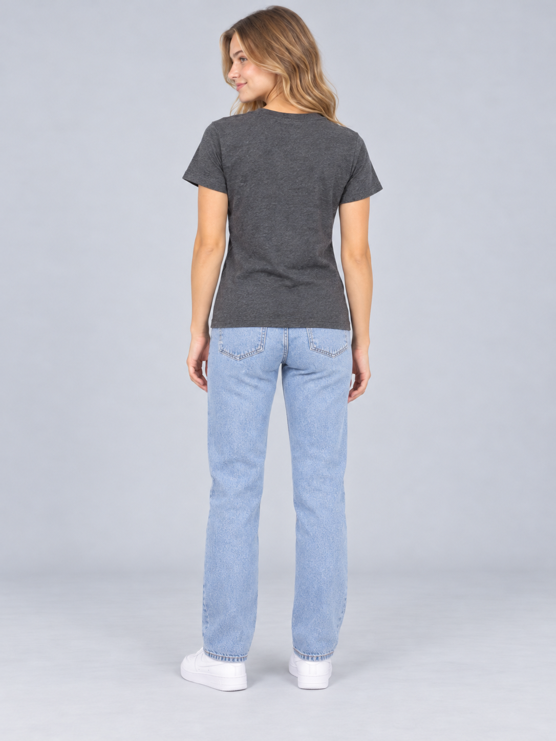 Camiseta Para Mujer Aero Graphic Level 2 Charcoal Heather Grey 7351