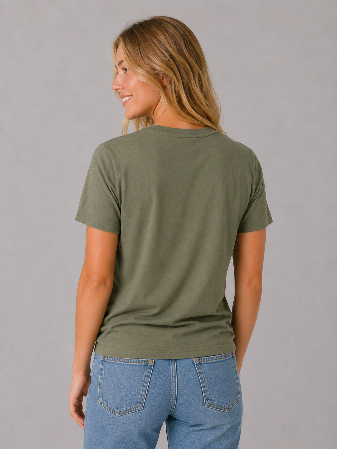 Camiseta Para Mujer Aero Graphic Level 2 Olivine 7061