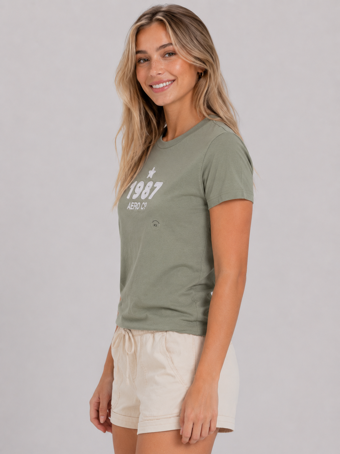 Camiseta Para Mujer Aero Graphic Level 2 Surf Spray 7096