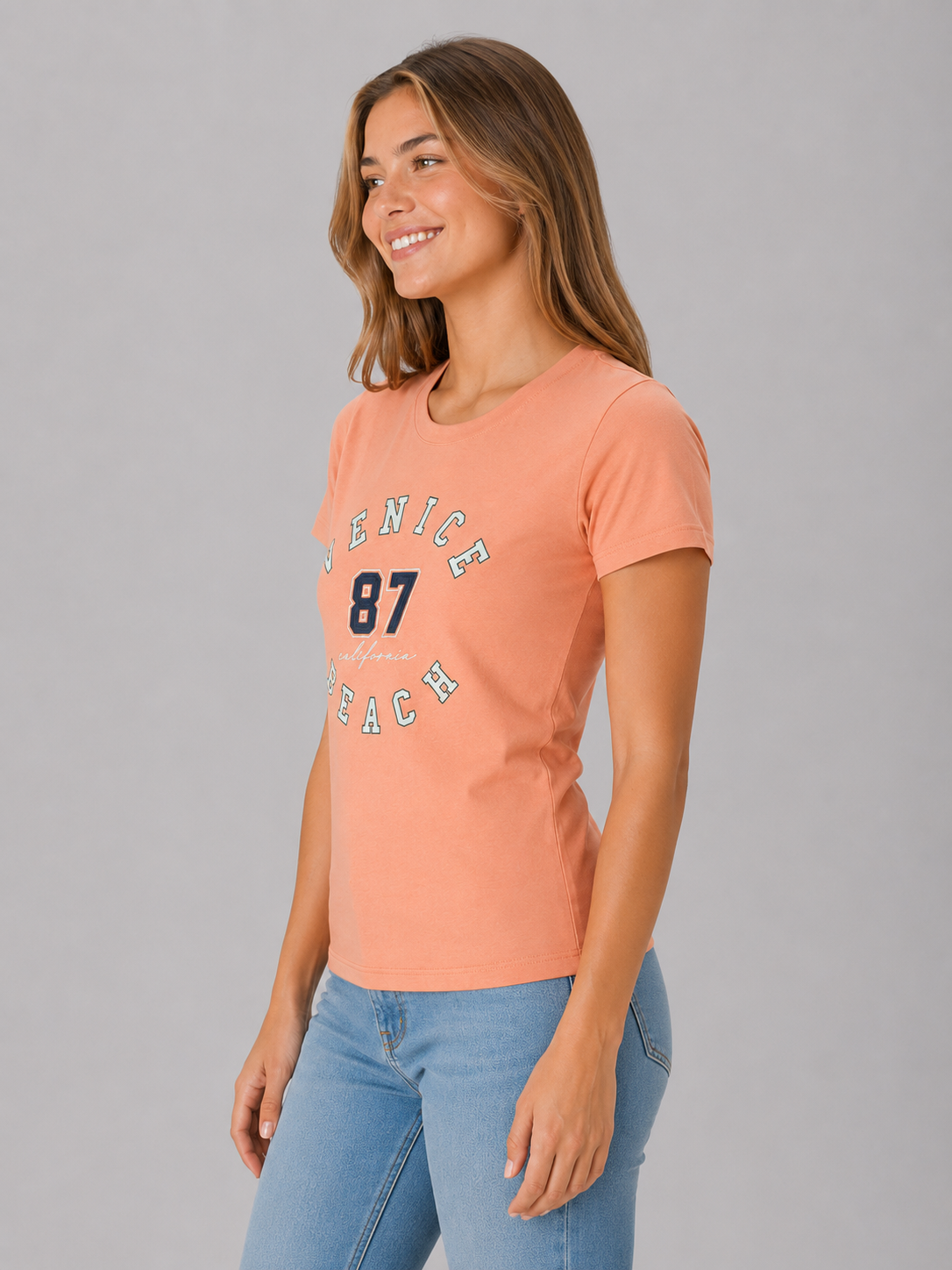Camiseta Para Mujer Aero Graphic Level 2 Papaya Punch 7011
