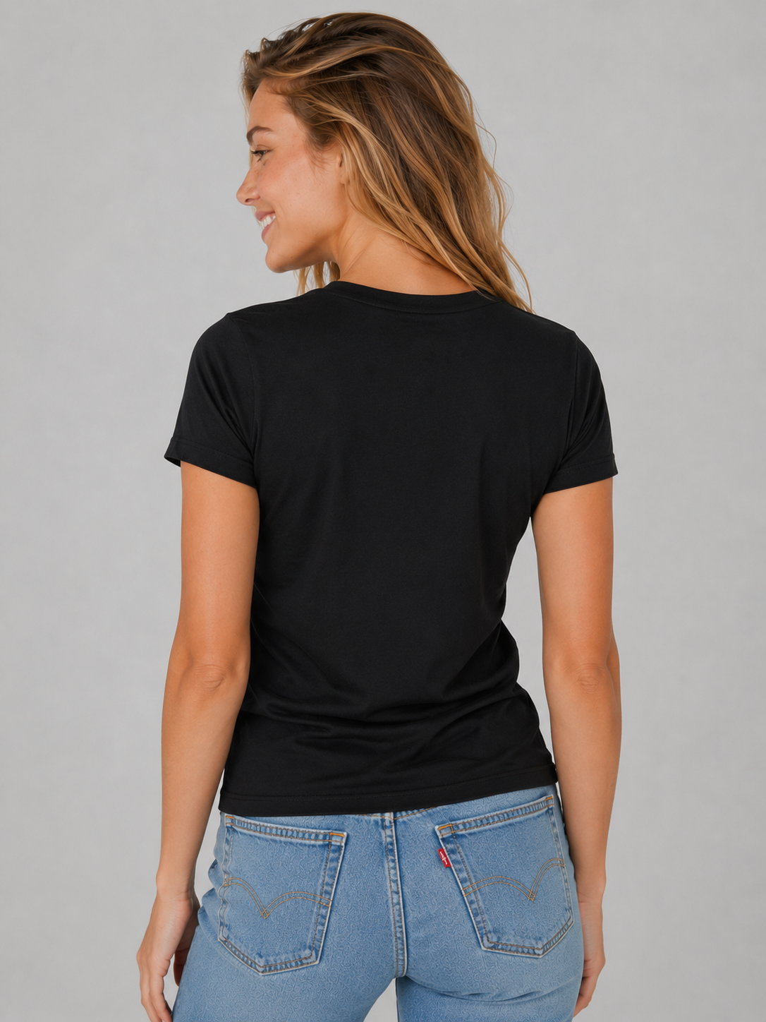 Camiseta Para Mujer Aero Graphic Level 2 Dark Black 2448