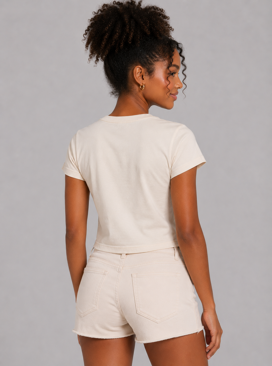 Camiseta Para Mujer Aero Fashion Bare Graphic Tofu Baby Tee PEANUTS0357
