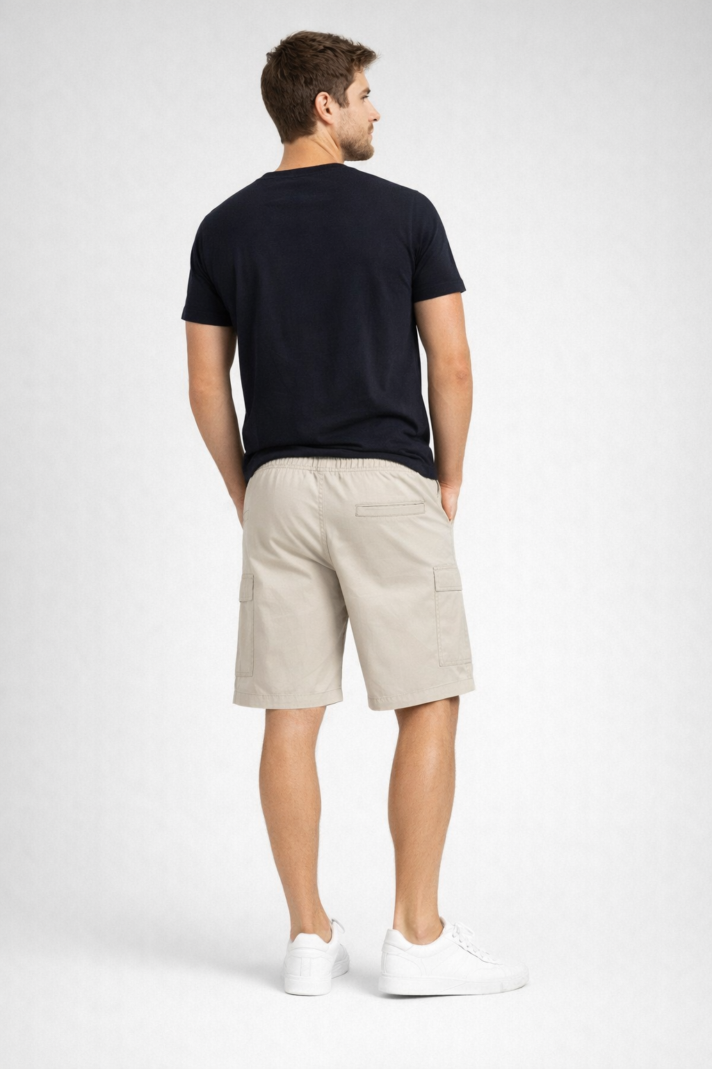 Bermuda Para Hombre Aero BC SHorts Egret 2211