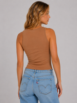 Top Para Mujer Aero Fashion Bare Graphic Chanterebelle 1276